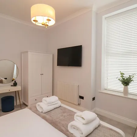 The Salisbury 1 Bed Classic * Scarborough